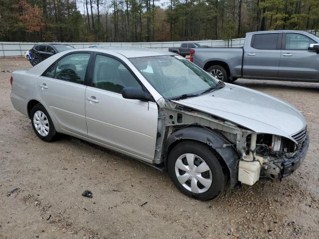 Photo 3 VIN: 4T1BE32K35U958667 - TOYOTA CAMRY LE 