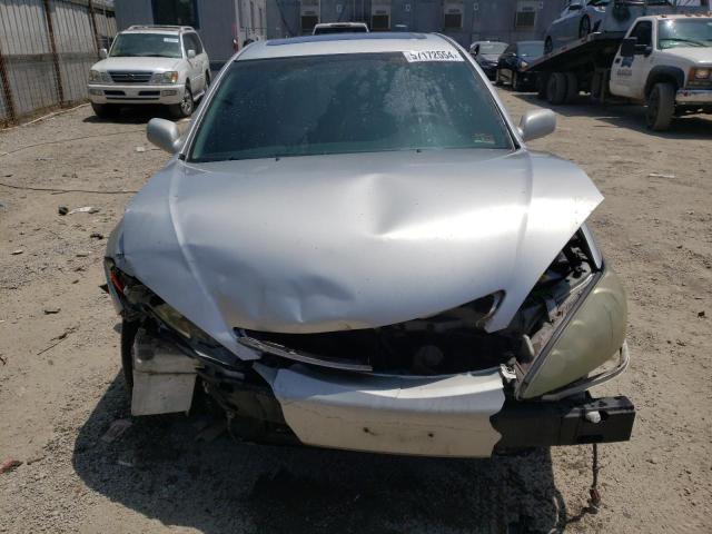 Photo 4 VIN: 4T1BE32K35U964484 - TOYOTA CAMRY 