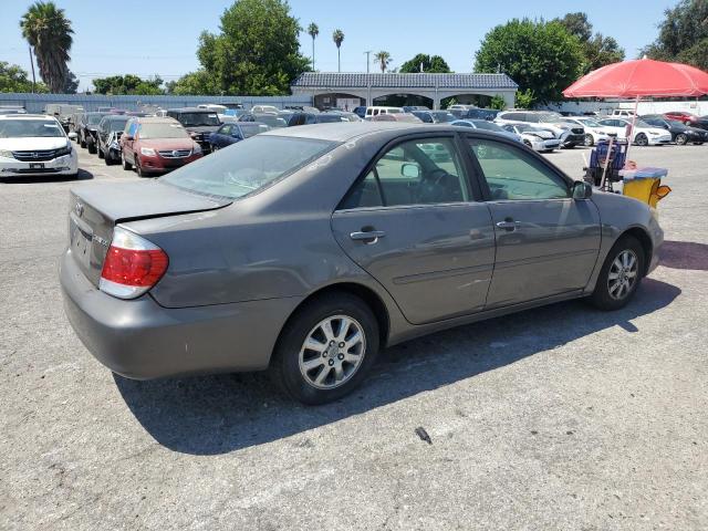 Photo 2 VIN: 4T1BE32K35U984444 - TOYOTA CAMRY 