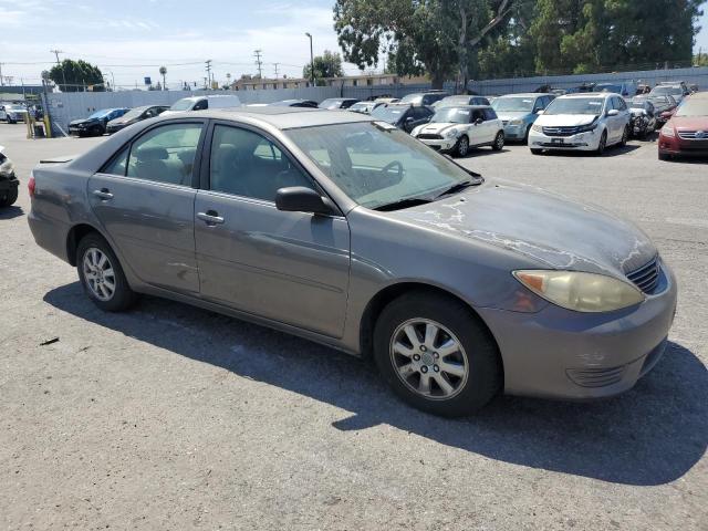 Photo 3 VIN: 4T1BE32K35U984444 - TOYOTA CAMRY 