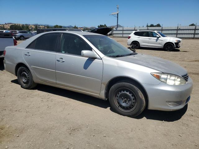 Photo 3 VIN: 4T1BE32K36U152006 - TOYOTA CAMRY LE 