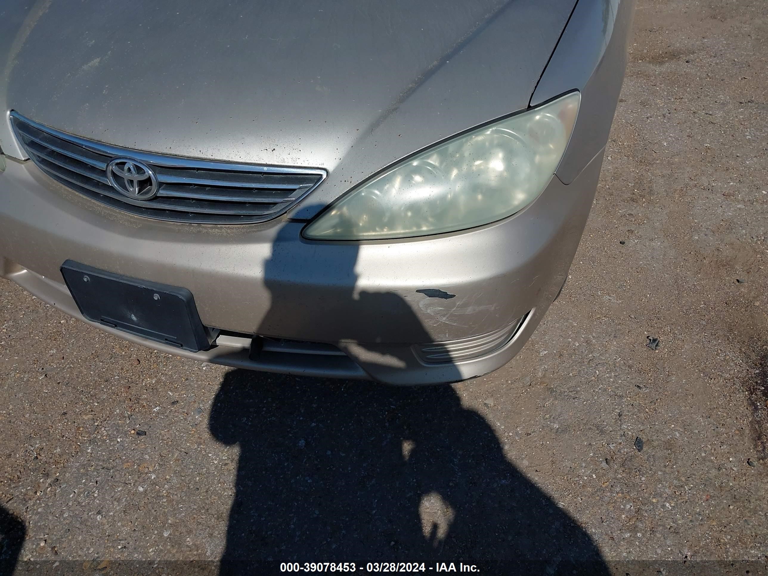 Photo 5 VIN: 4T1BE32K36U665644 - TOYOTA CAMRY 