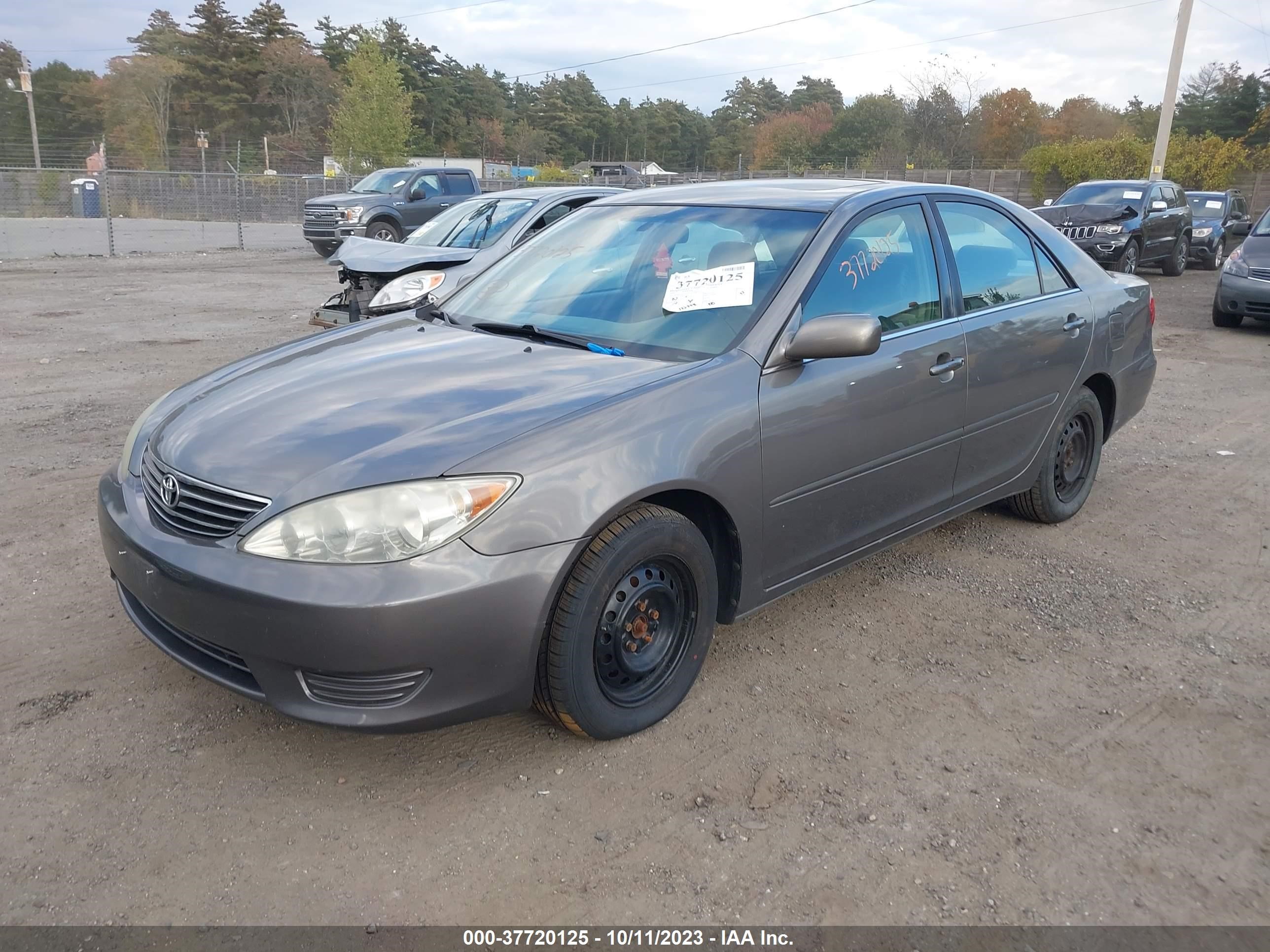 Photo 1 VIN: 4T1BE32K36U668513 - TOYOTA CAMRY 