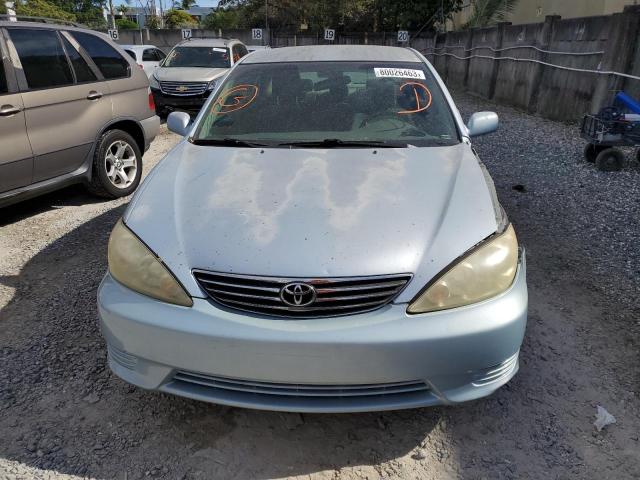 Photo 4 VIN: 4T1BE32K36U690821 - TOYOTA CAMRY 