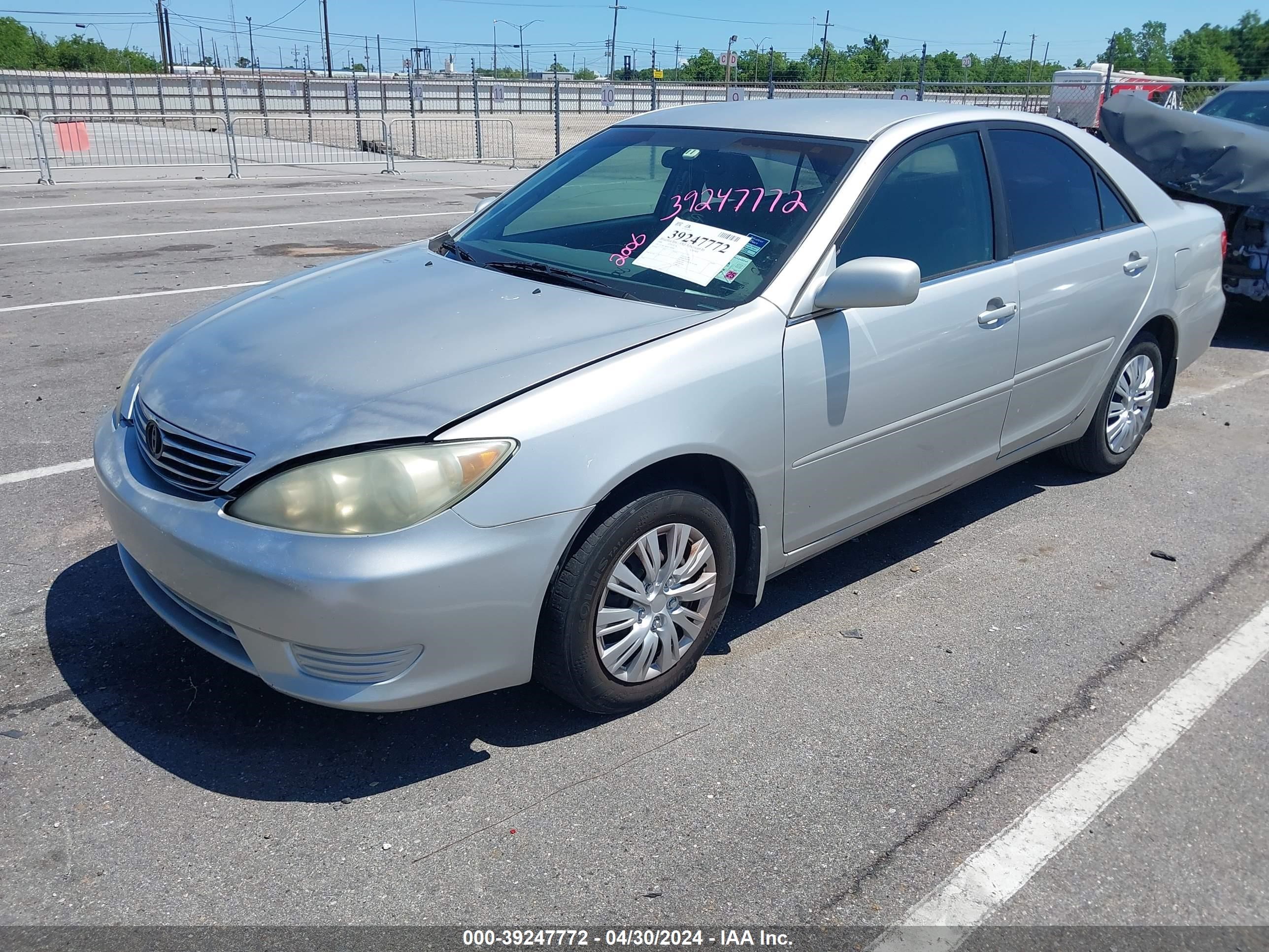 Photo 1 VIN: 4T1BE32K36U748989 - TOYOTA CAMRY 