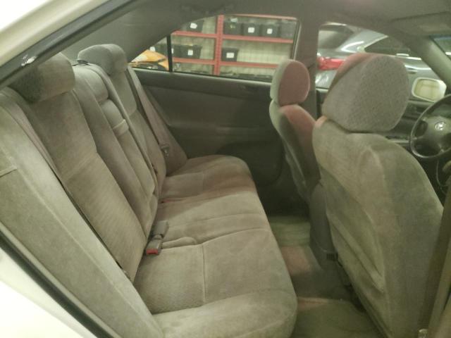 Photo 9 VIN: 4T1BE32K42U019071 - TOYOTA CAMRY 