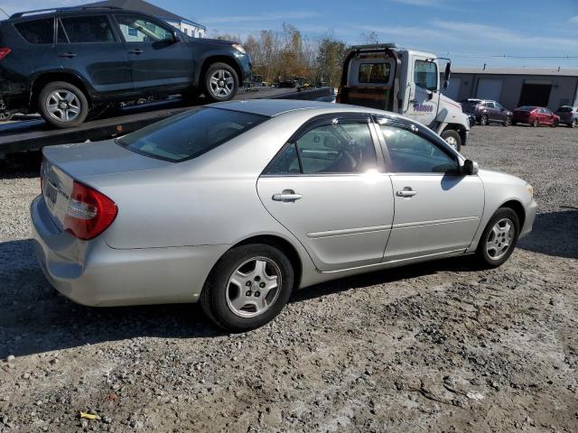 Photo 2 VIN: 4T1BE32K42U100233 - TOYOTA CAMRY 