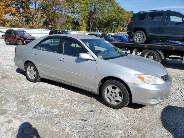 Photo 3 VIN: 4T1BE32K42U100233 - TOYOTA CAMRY 