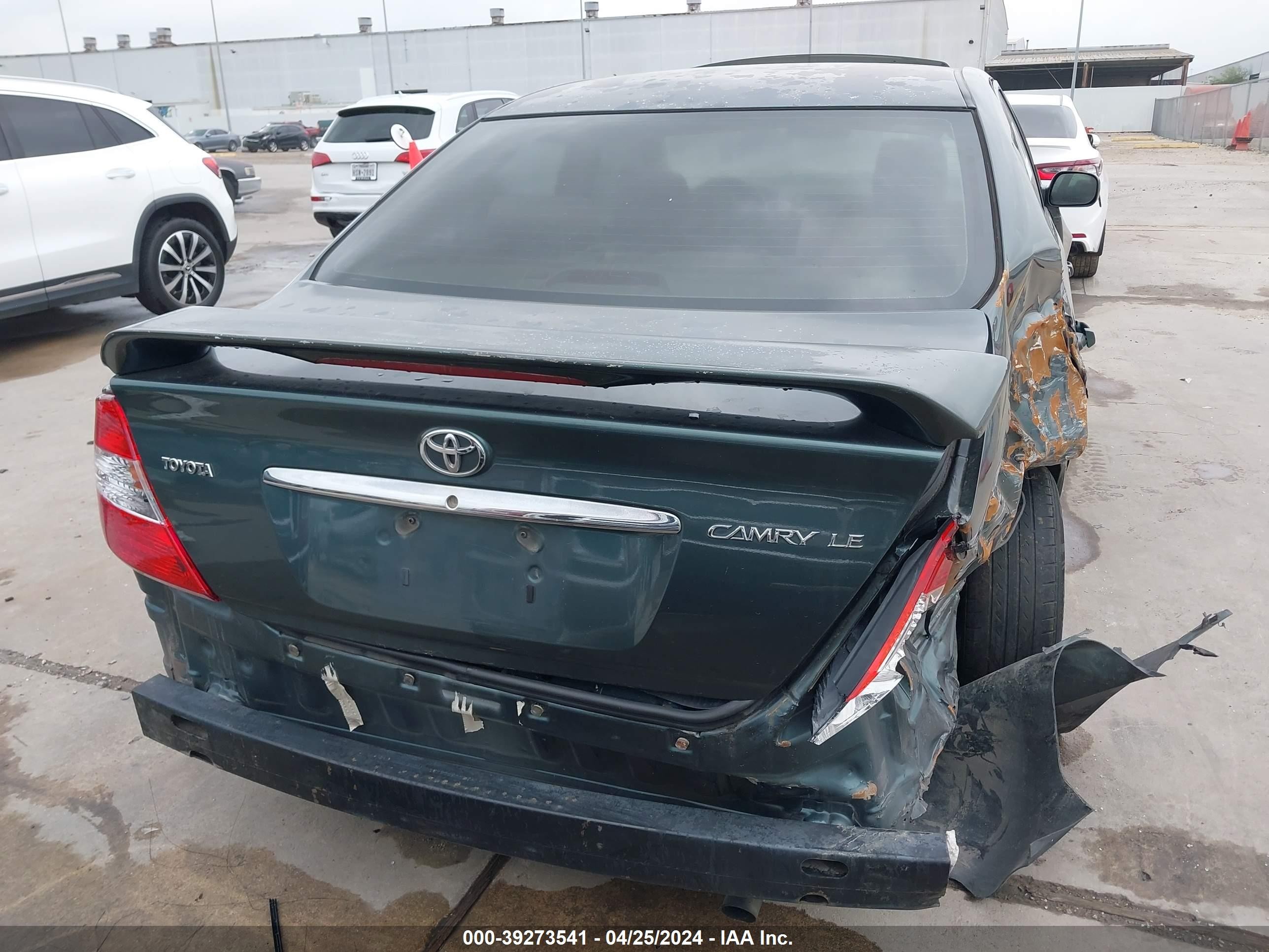 Photo 16 VIN: 4T1BE32K42U513205 - TOYOTA CAMRY 