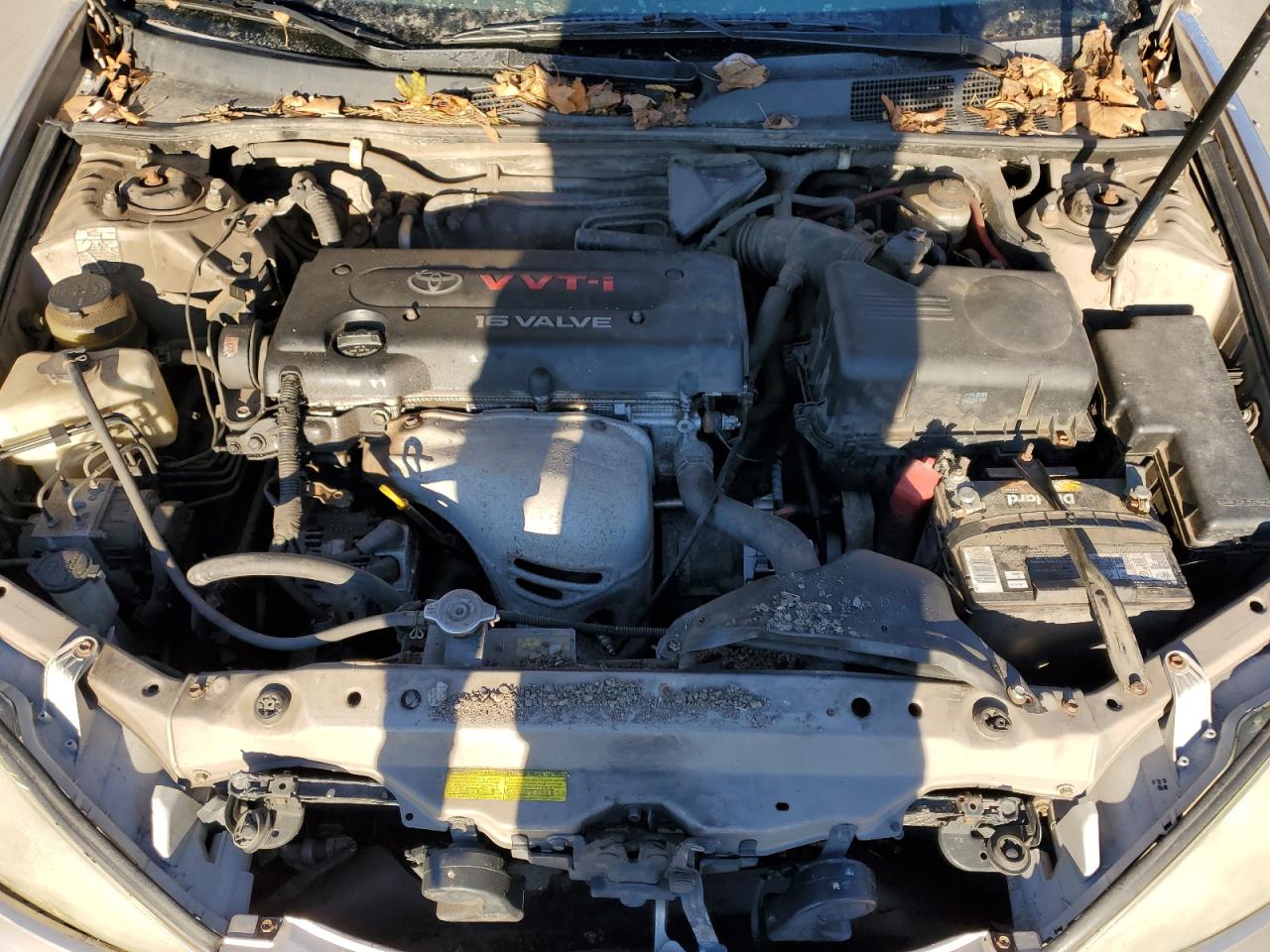 Photo 10 VIN: 4T1BE32K42U570553 - TOYOTA CAMRY 