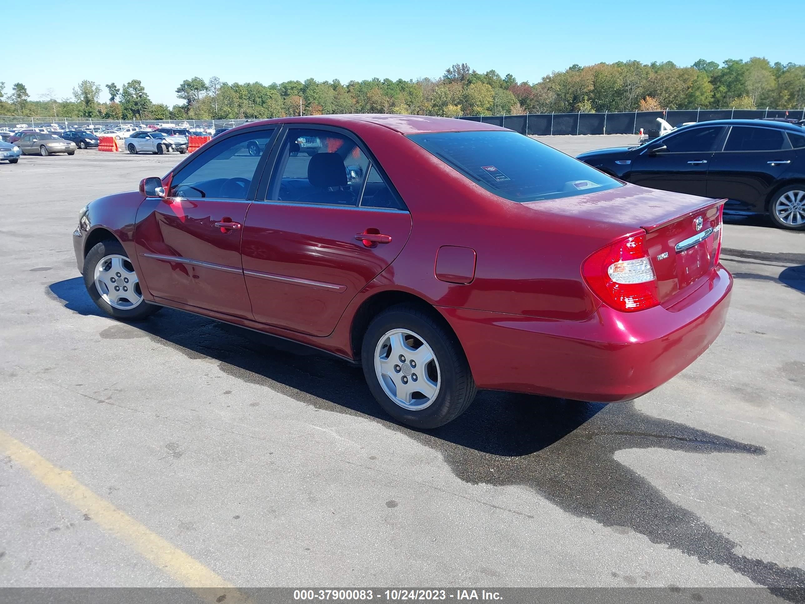 Photo 2 VIN: 4T1BE32K43U233320 - TOYOTA CAMRY 