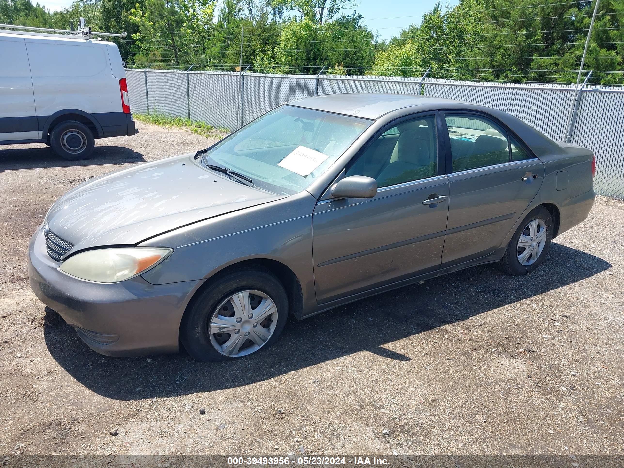 Photo 1 VIN: 4T1BE32K43U718119 - TOYOTA CAMRY 