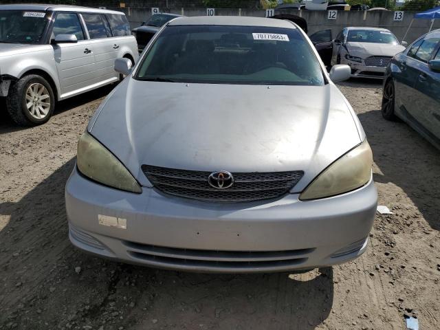 Photo 4 VIN: 4T1BE32K43U774240 - TOYOTA CAMRY 