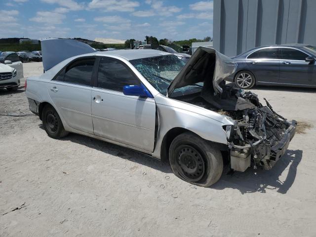 Photo 3 VIN: 4T1BE32K44U795736 - TOYOTA CAMRY 