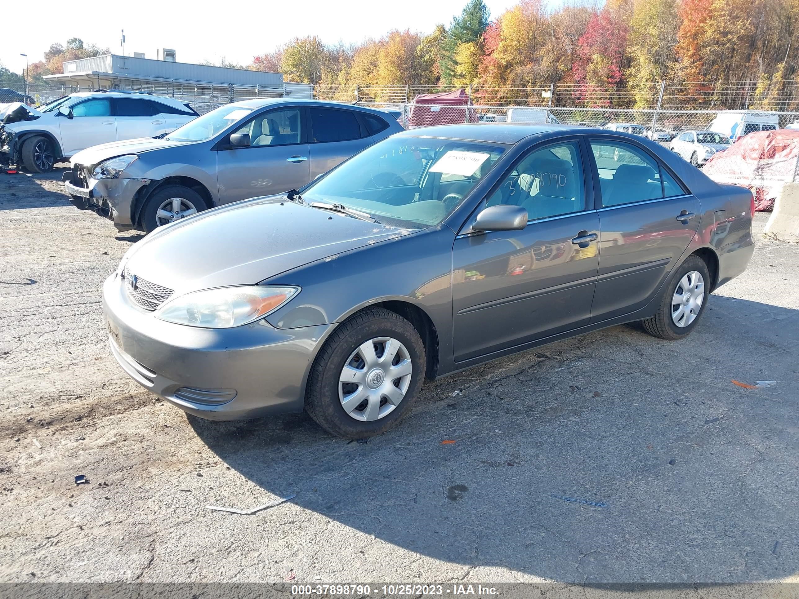 Photo 1 VIN: 4T1BE32K44U916524 - TOYOTA CAMRY 