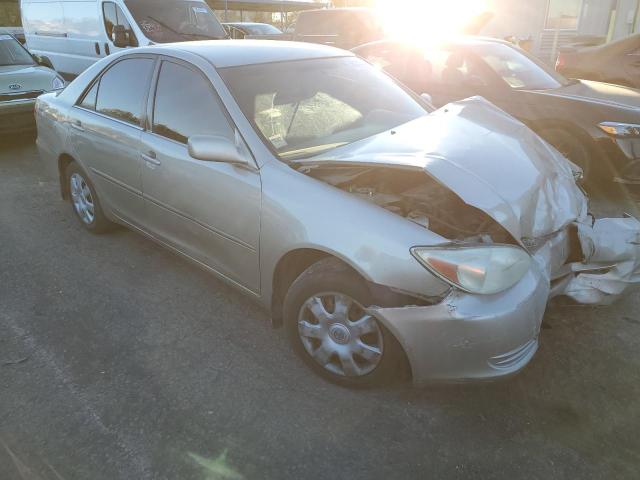 Photo 3 VIN: 4T1BE32K44U935266 - TOYOTA CAMRY 