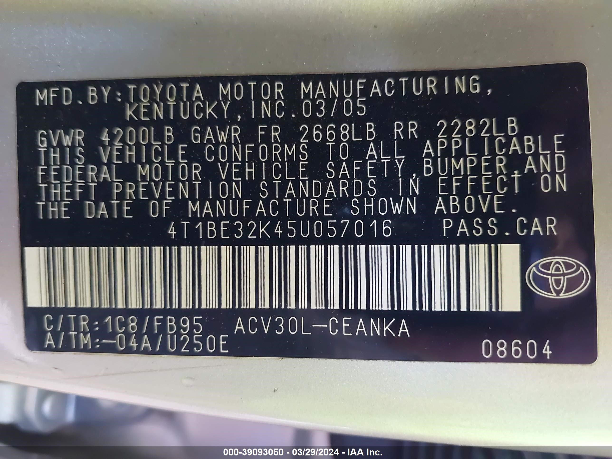 Photo 8 VIN: 4T1BE32K45U057016 - TOYOTA CAMRY 