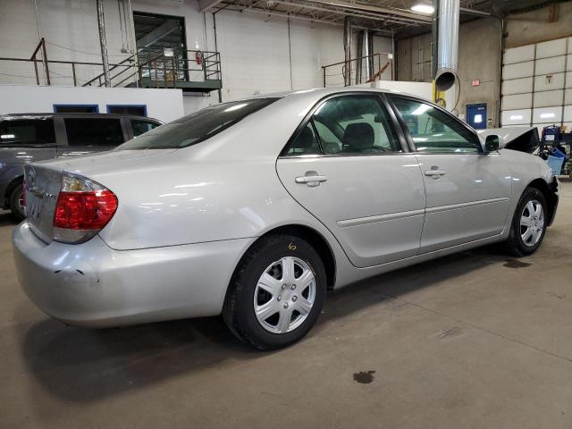 Photo 2 VIN: 4T1BE32K45U067223 - TOYOTA CAMRY 