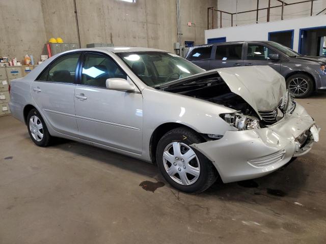 Photo 3 VIN: 4T1BE32K45U067223 - TOYOTA CAMRY 