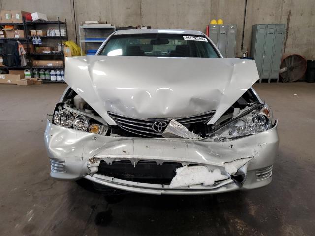 Photo 4 VIN: 4T1BE32K45U067223 - TOYOTA CAMRY 