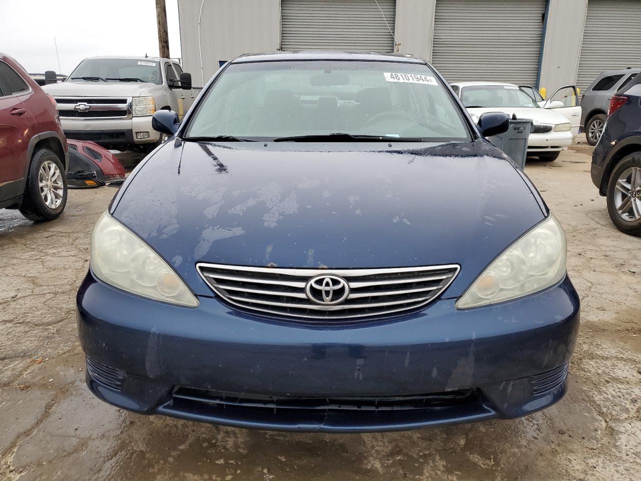 Photo 4 VIN: 4T1BE32K45U103895 - TOYOTA CAMRY 