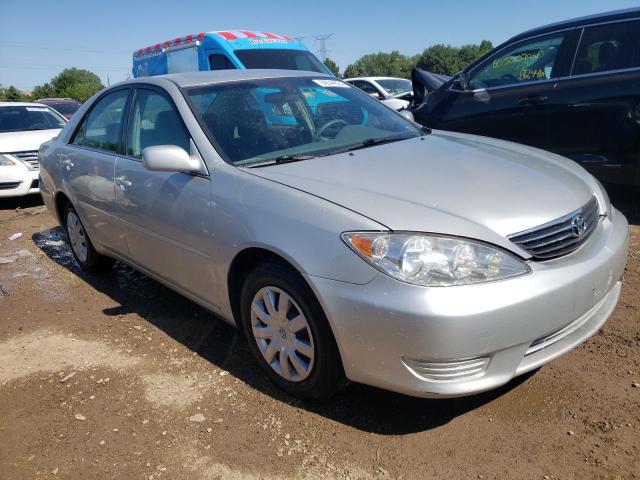 Photo 3 VIN: 4T1BE32K45U552297 - TOYOTA CAMRY 