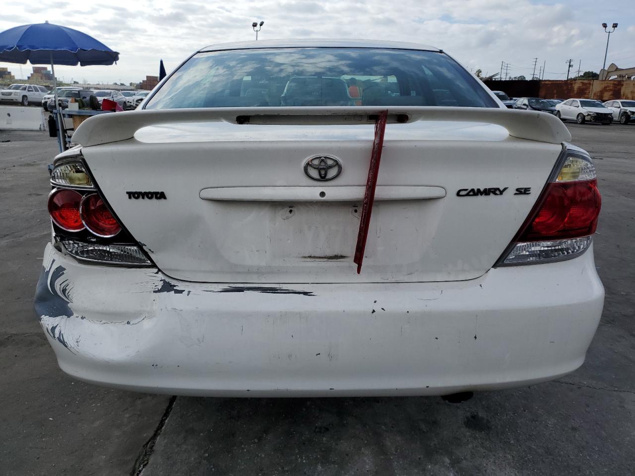 Photo 5 VIN: 4T1BE32K45U557628 - TOYOTA CAMRY 