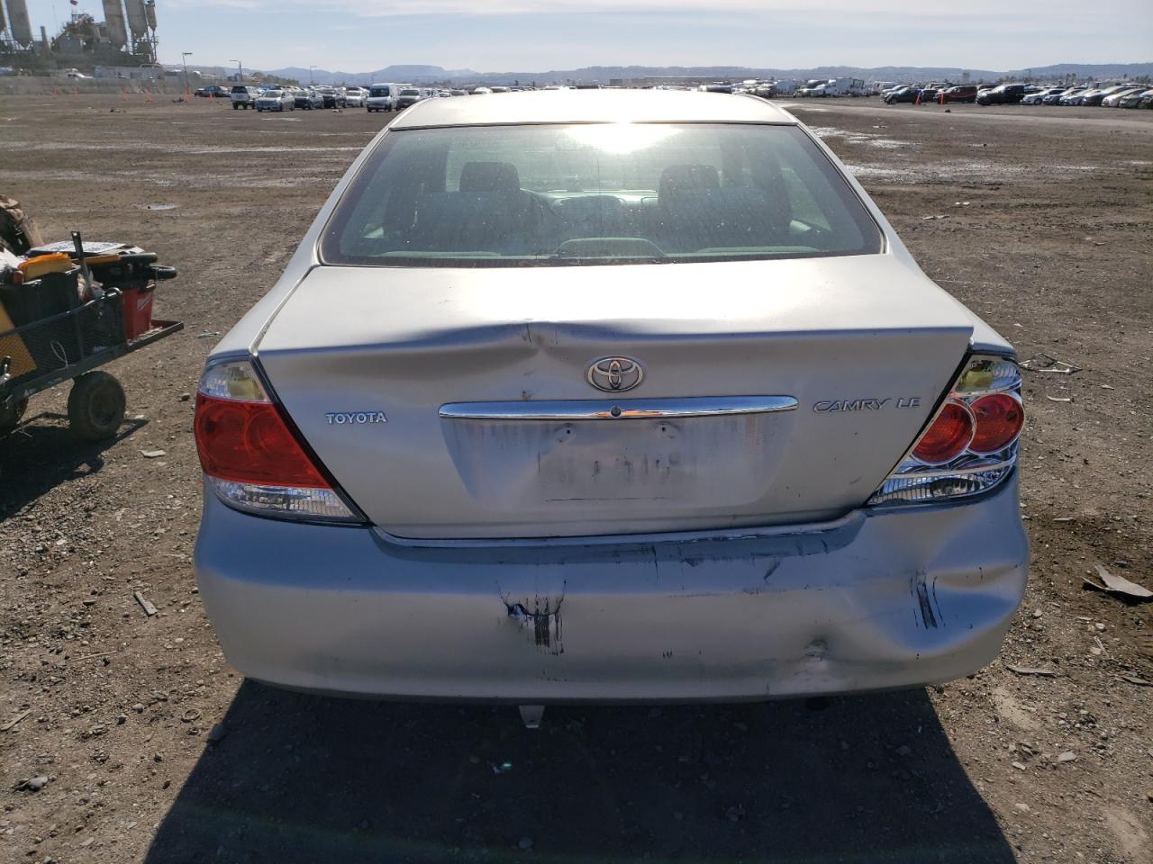 Photo 5 VIN: 4T1BE32K45U566992 - TOYOTA CAMRY 