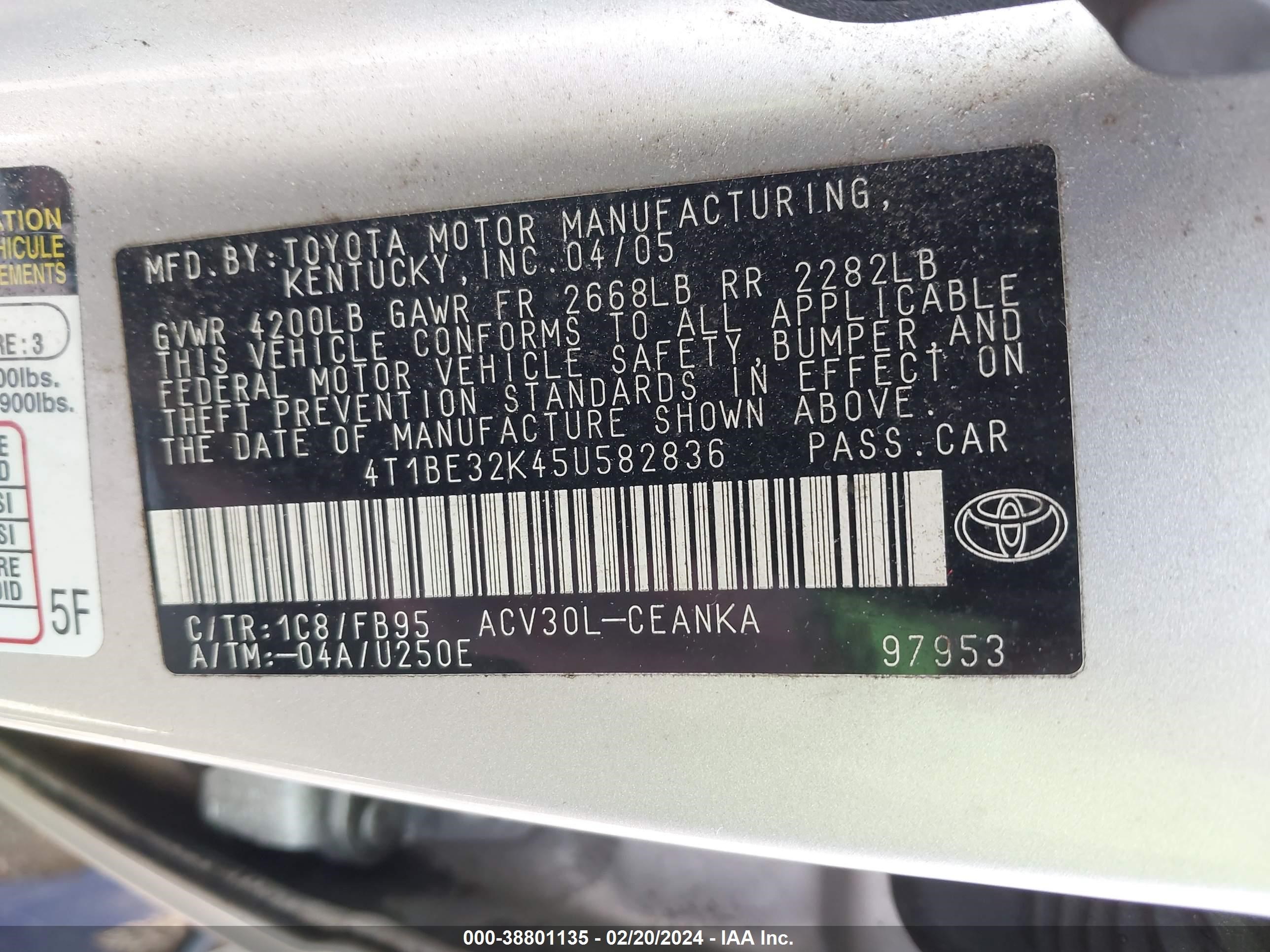 Photo 8 VIN: 4T1BE32K45U582836 - TOYOTA CAMRY 