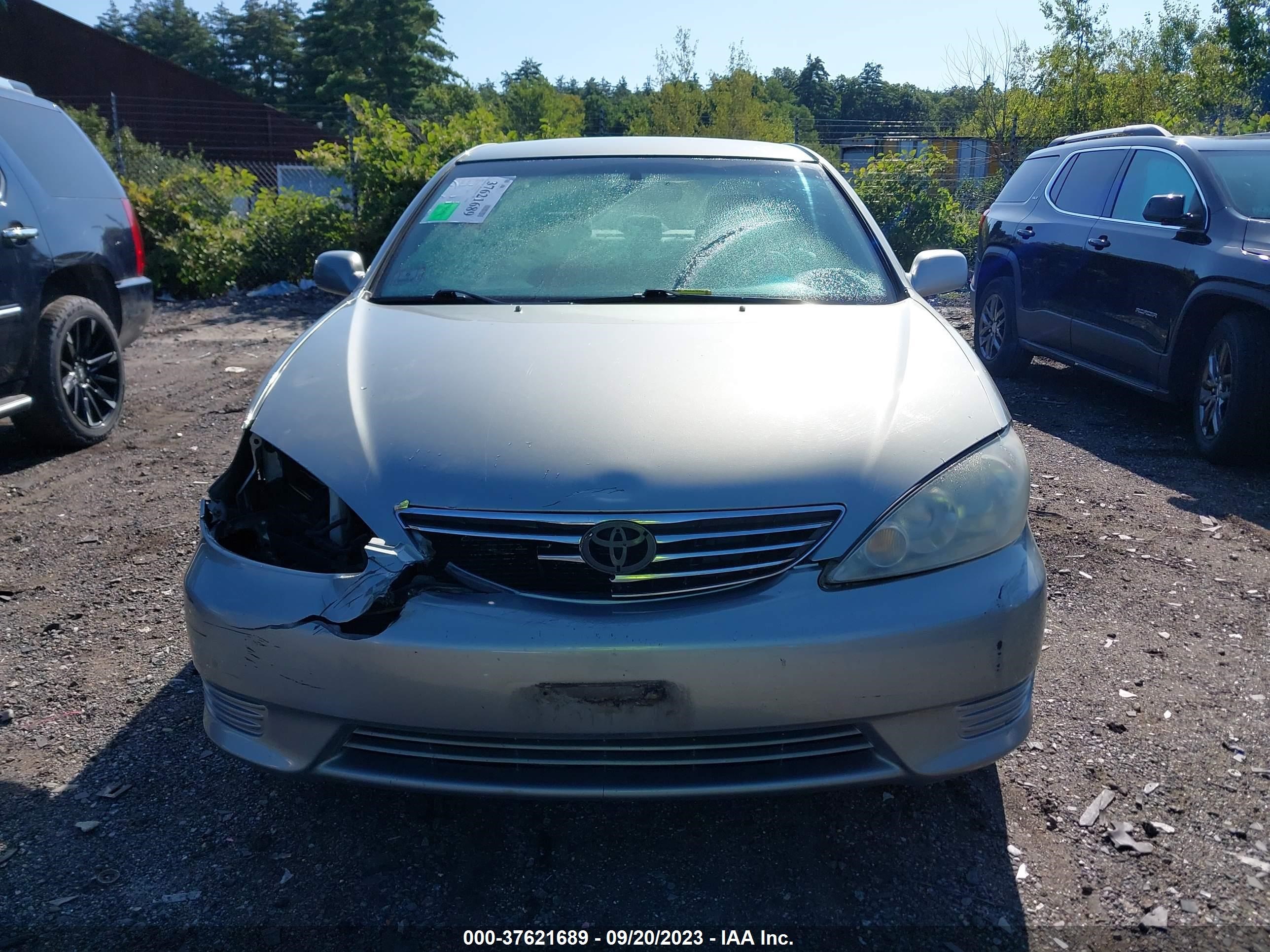 Photo 5 VIN: 4T1BE32K45U594288 - TOYOTA CAMRY 