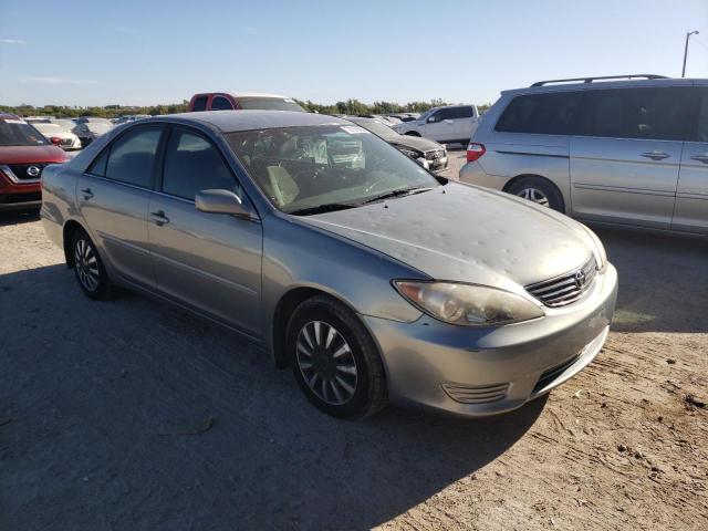 Photo 3 VIN: 4T1BE32K45U632683 - TOYOTA CAMRY 