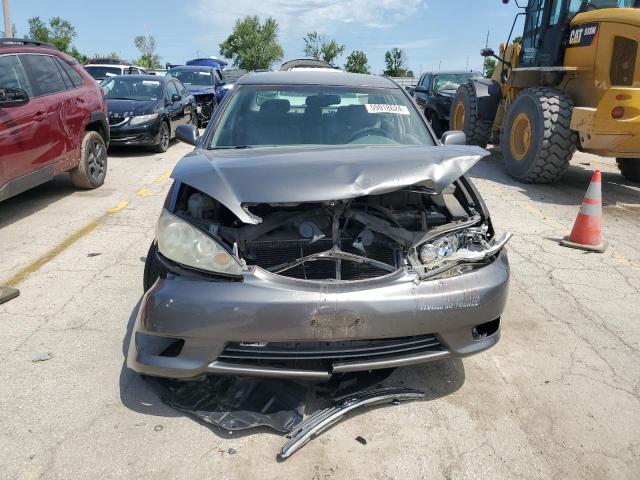 Photo 4 VIN: 4T1BE32K45U635194 - TOYOTA CAMRY 