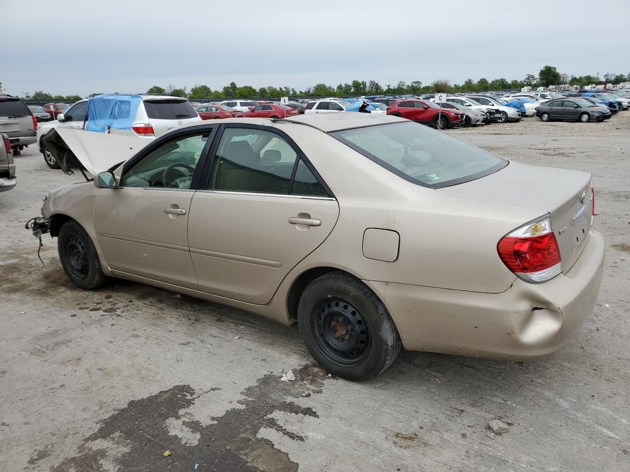 Photo 1 VIN: 4T1BE32K45U974263 - TOYOTA CAMRY 