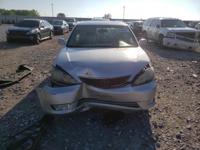 Photo 4 VIN: 4T1BE32K45U984971 - TOYOTA CAMRY 