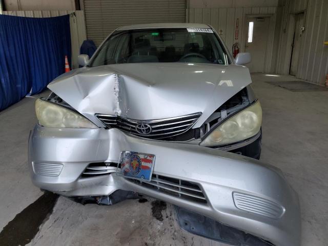 Photo 4 VIN: 4T1BE32K46U122917 - TOYOTA CAMRY LE 