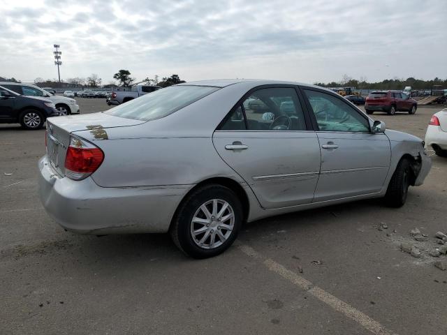 Photo 2 VIN: 4T1BE32K46U135697 - TOYOTA CAMRY 