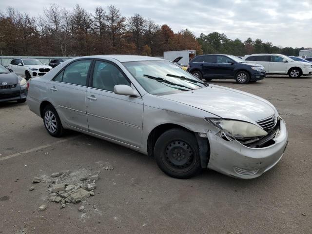 Photo 3 VIN: 4T1BE32K46U135697 - TOYOTA CAMRY 