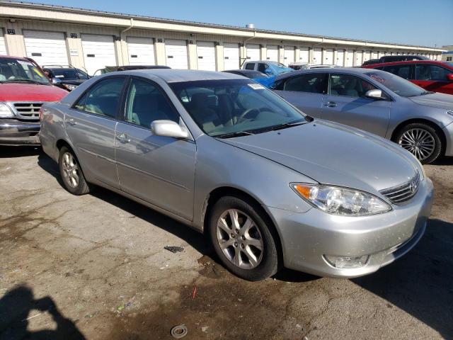 Photo 3 VIN: 4T1BE32K46U139796 - TOYOTA CAMRY 