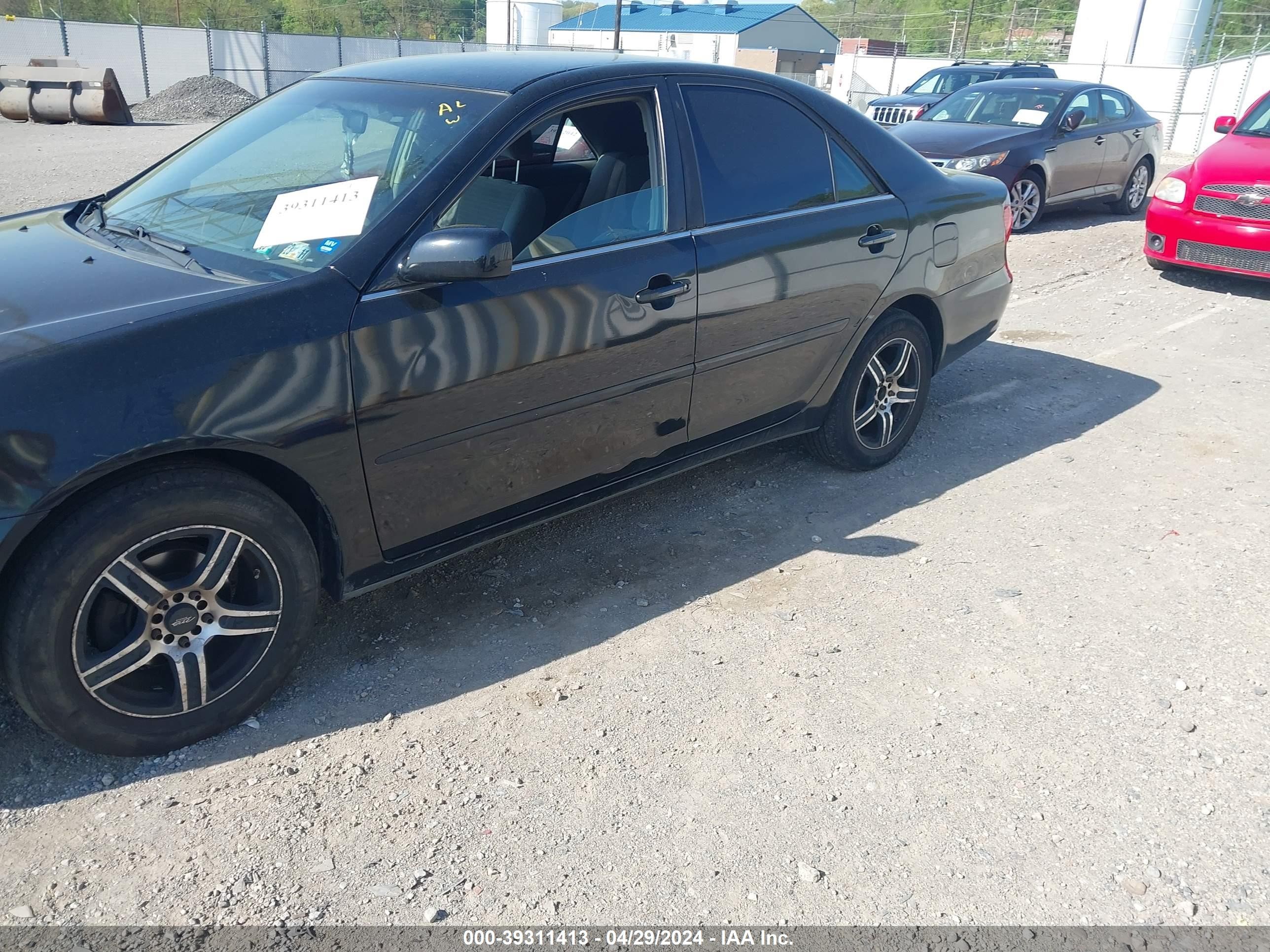 Photo 5 VIN: 4T1BE32K46U140057 - TOYOTA CAMRY 