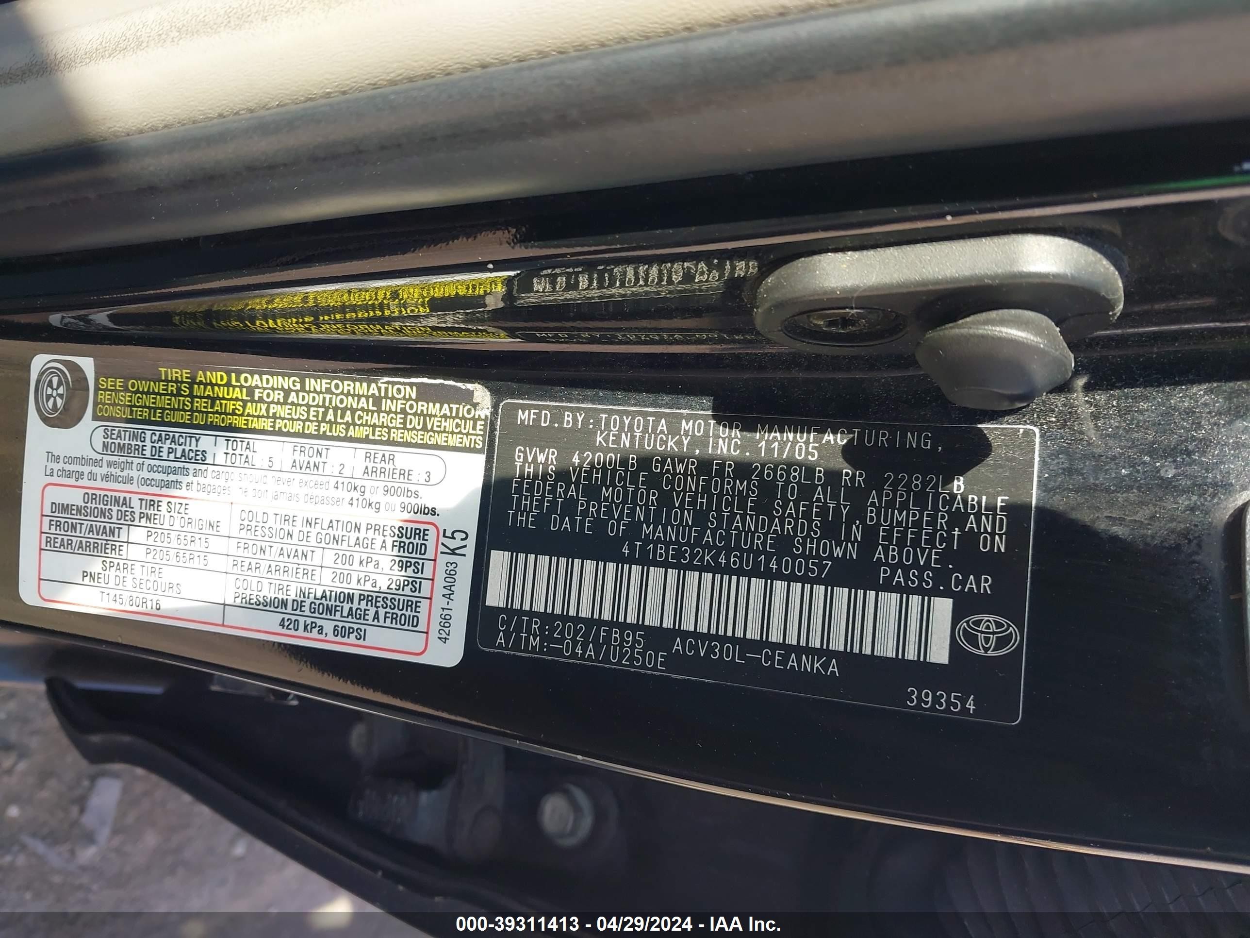 Photo 8 VIN: 4T1BE32K46U140057 - TOYOTA CAMRY 