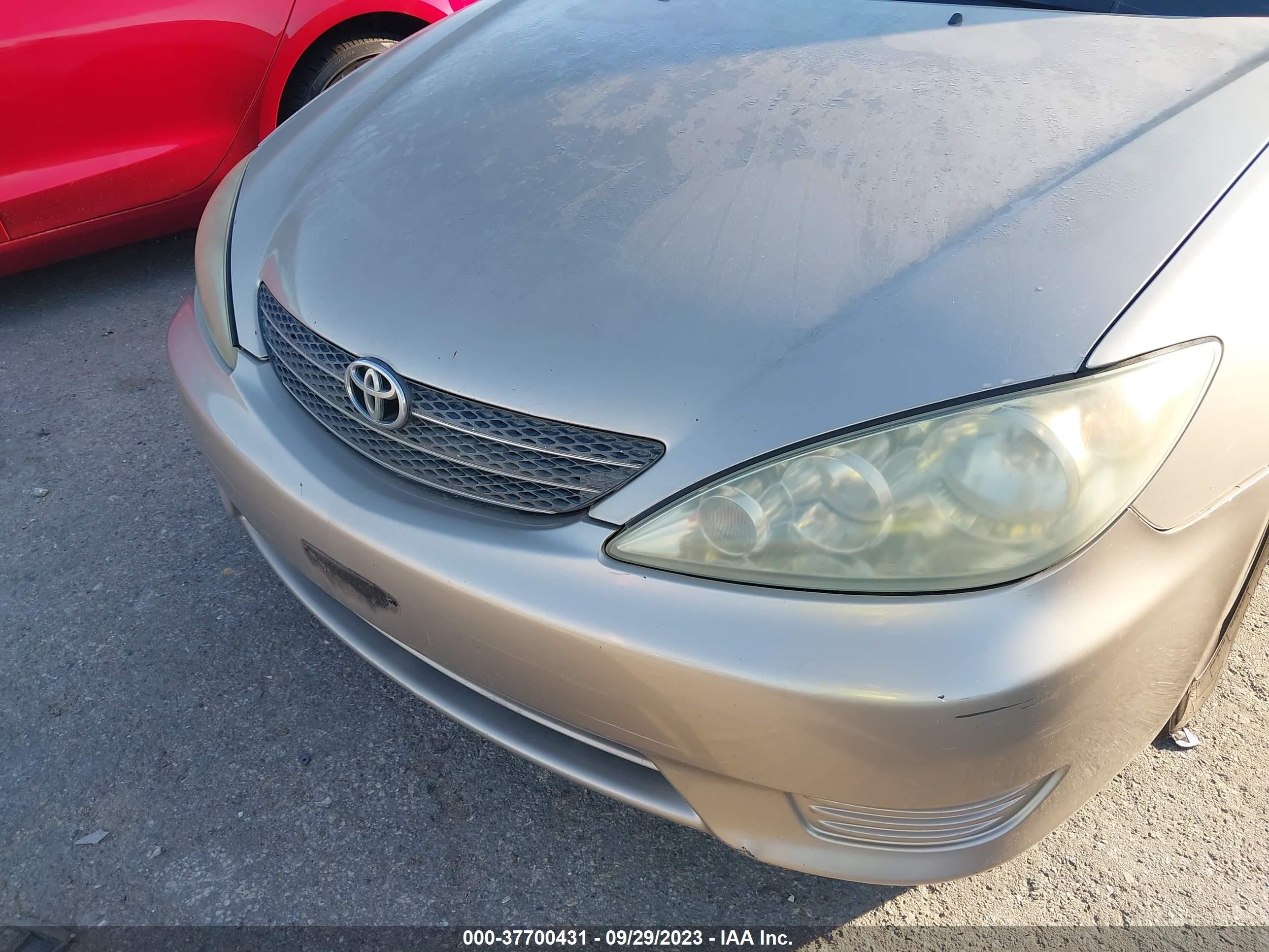 Photo 9 VIN: 4T1BE32K46U642213 - TOYOTA CAMRY 