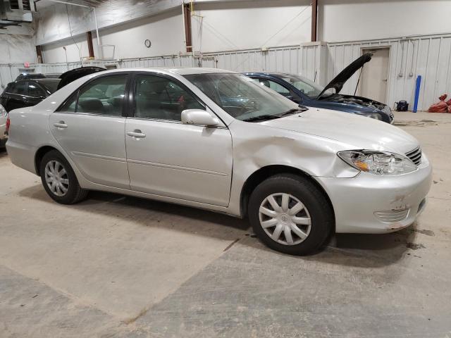 Photo 3 VIN: 4T1BE32K46U679052 - TOYOTA CAMRY 