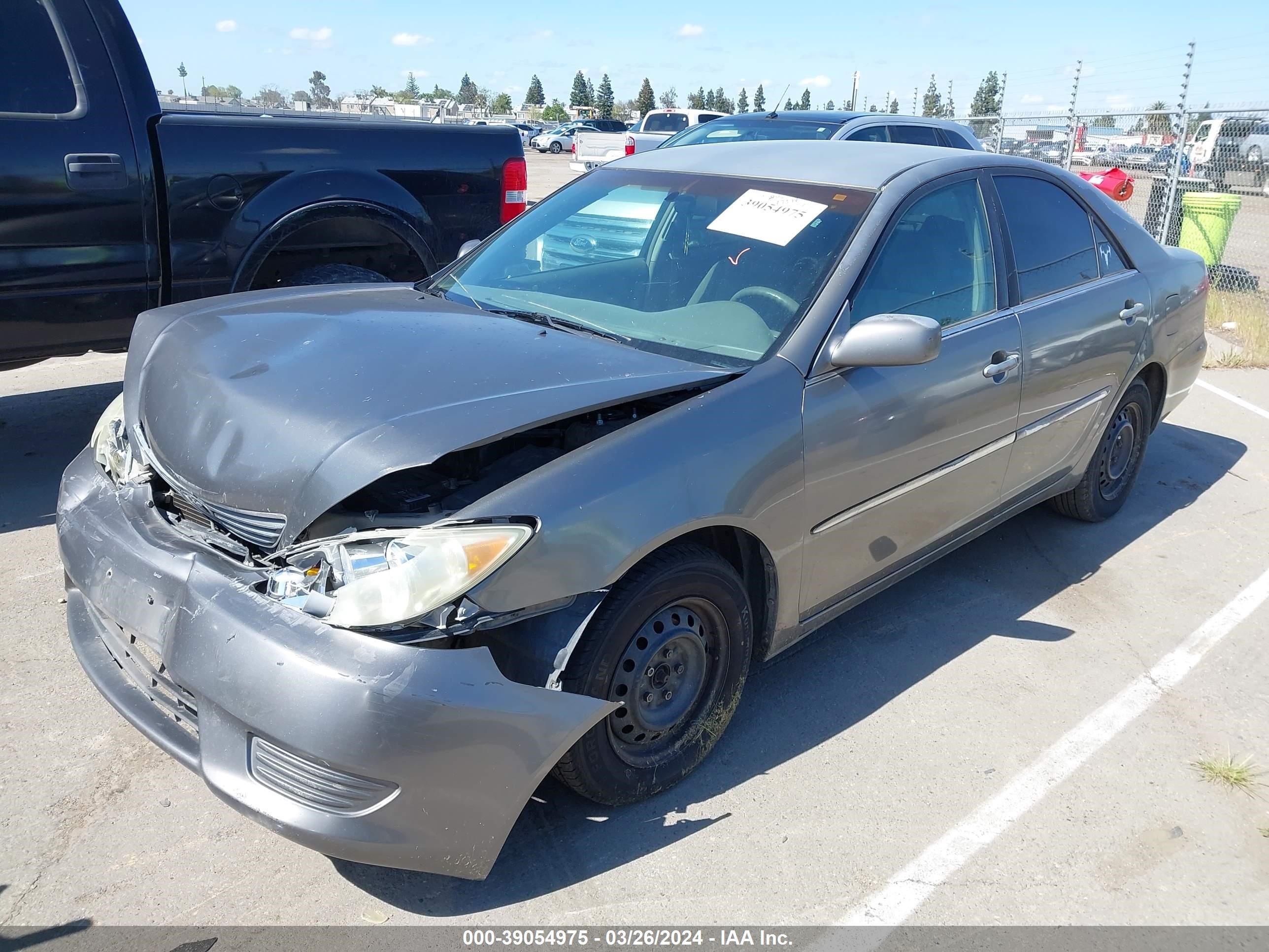 Photo 1 VIN: 4T1BE32K46U680721 - TOYOTA CAMRY 