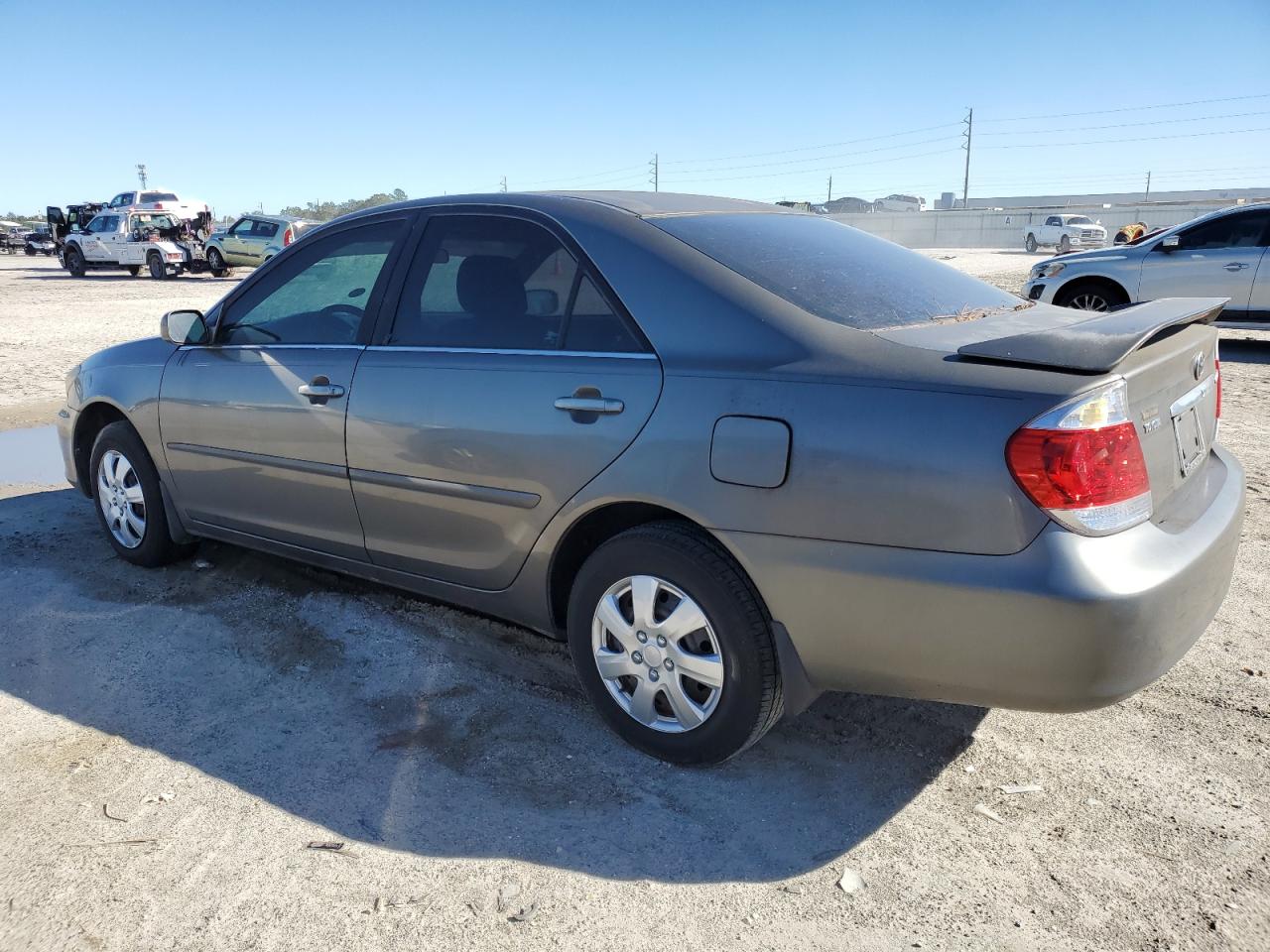 Photo 1 VIN: 4T1BE32K46U694831 - TOYOTA CAMRY 