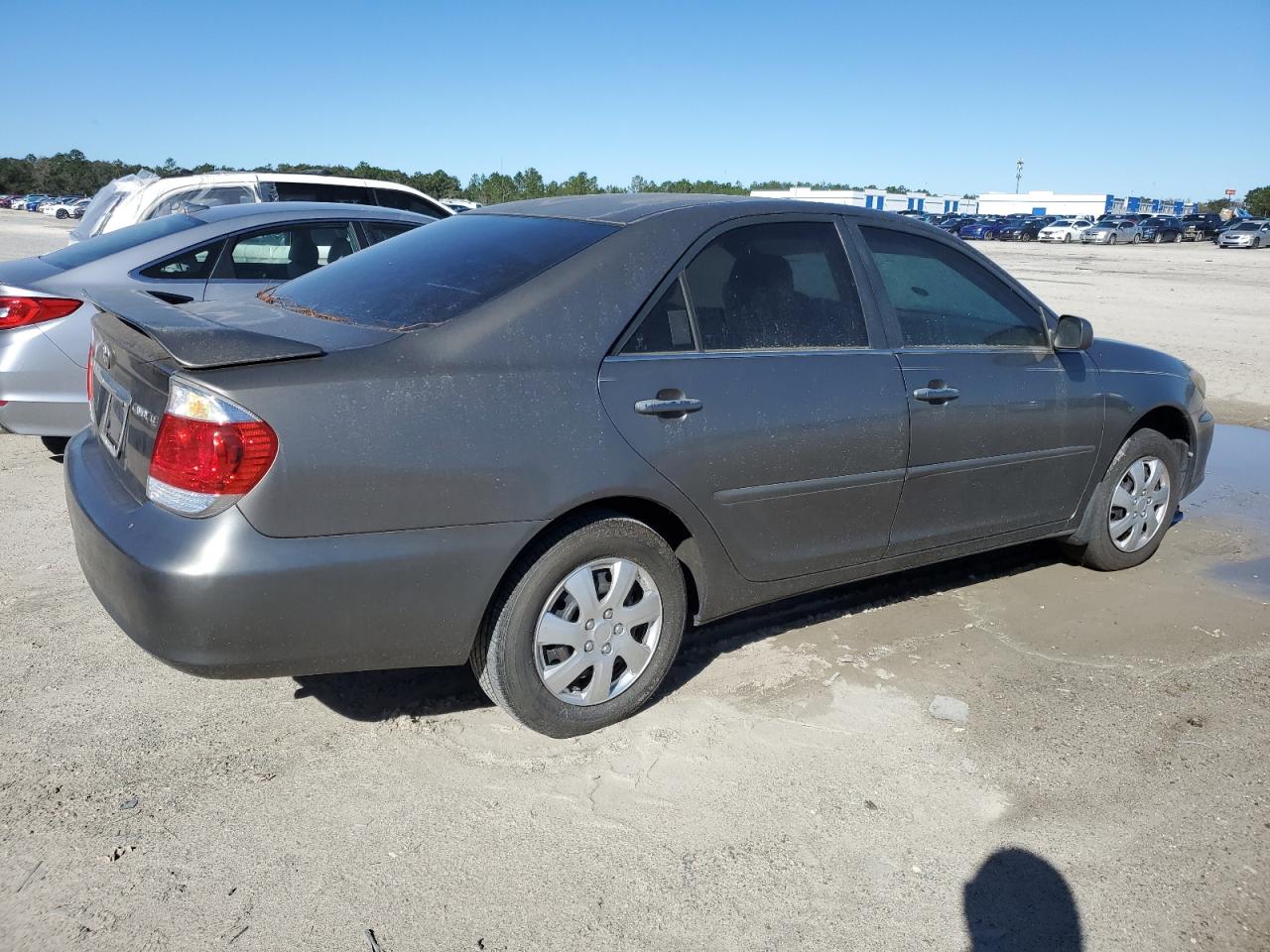 Photo 2 VIN: 4T1BE32K46U694831 - TOYOTA CAMRY 