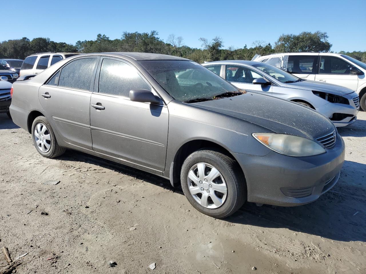 Photo 3 VIN: 4T1BE32K46U694831 - TOYOTA CAMRY 