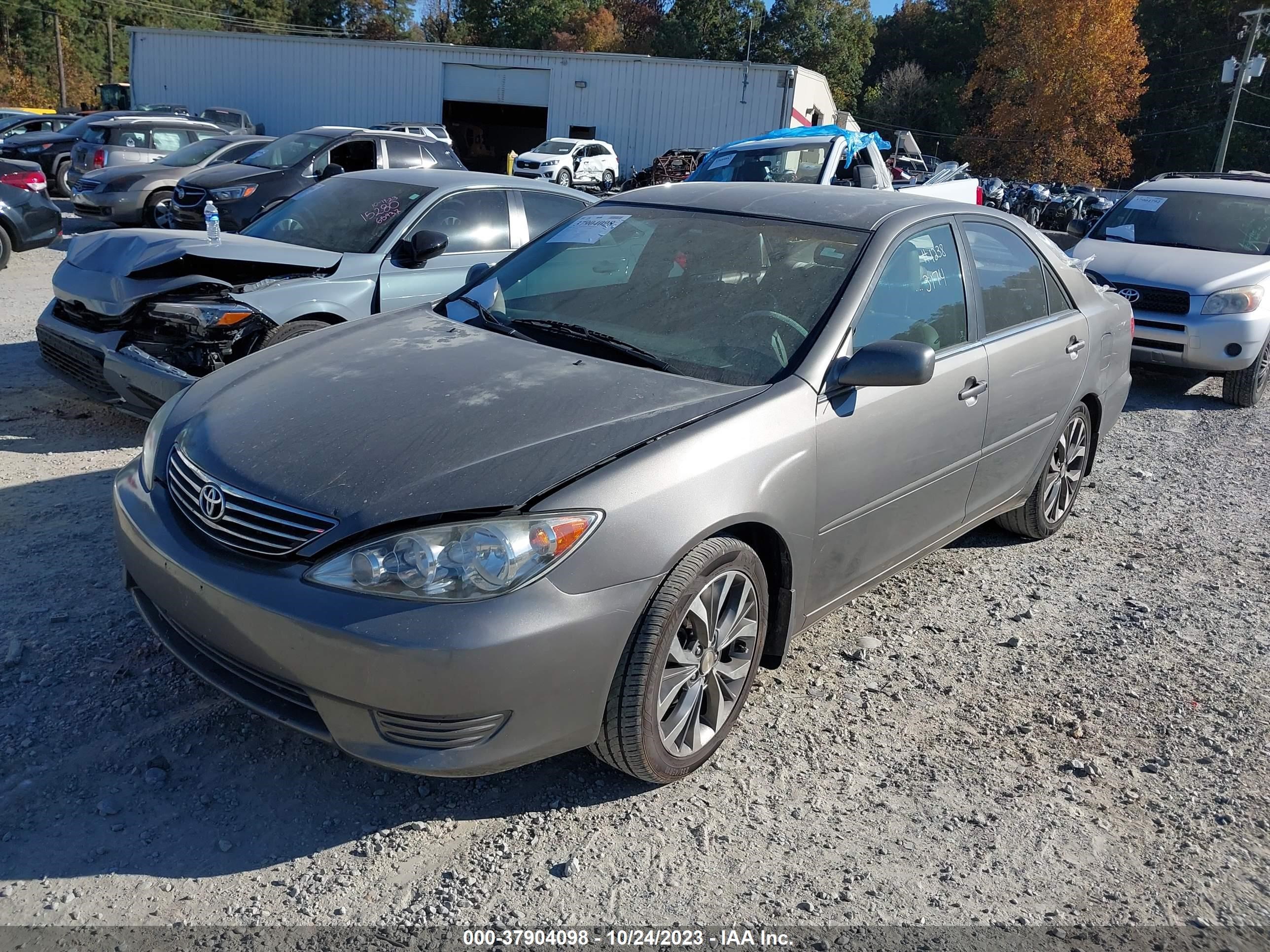 Photo 1 VIN: 4T1BE32K46U733174 - TOYOTA CAMRY 