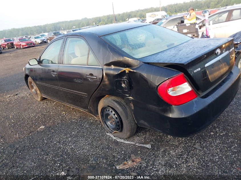 Photo 2 VIN: 4T1BE32K52U004191 - TOYOTA CAMRY 