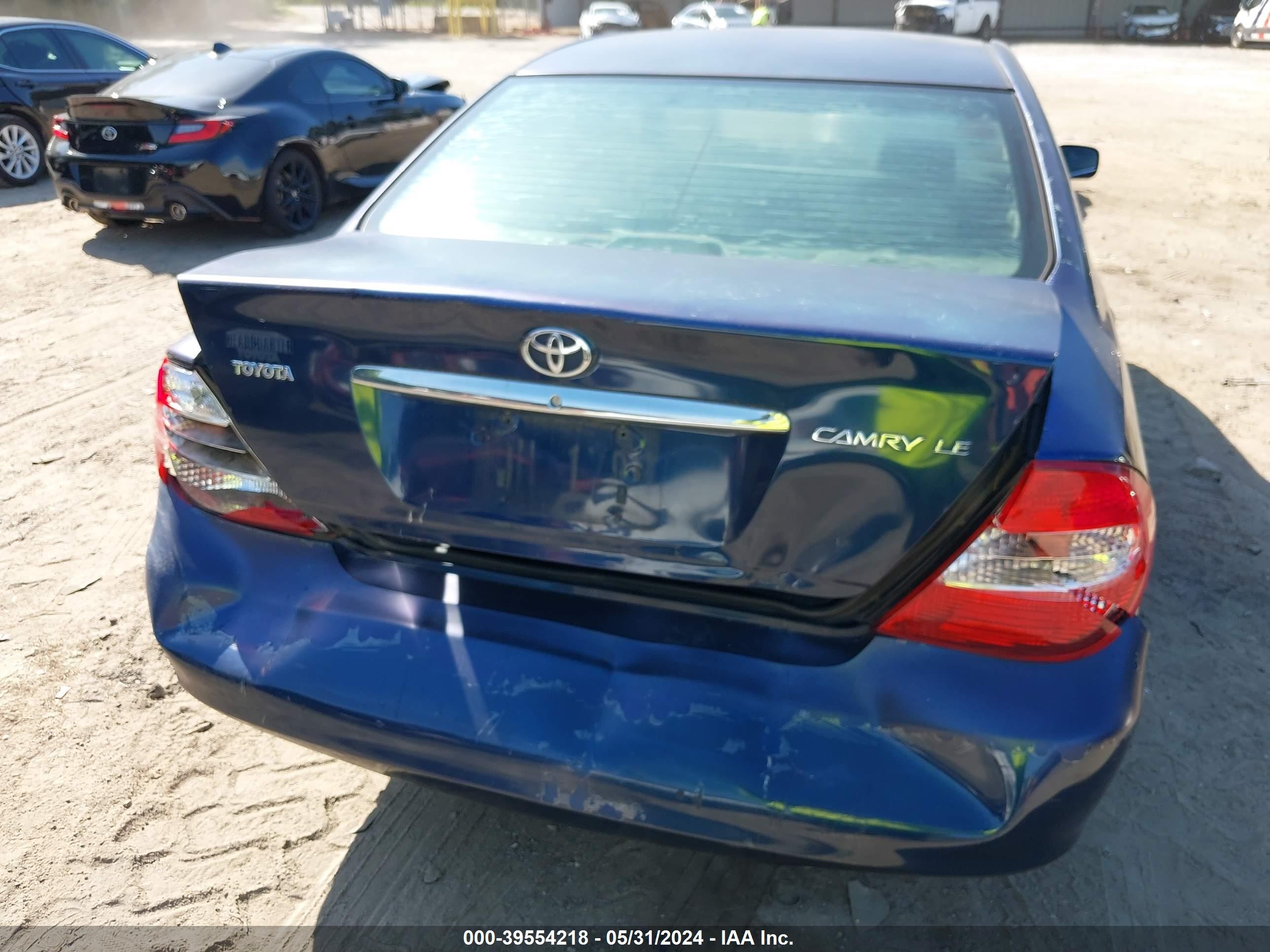 Photo 5 VIN: 4T1BE32K52U571033 - TOYOTA CAMRY 