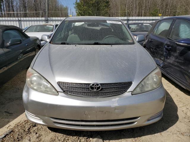 Photo 4 VIN: 4T1BE32K52U573462 - TOYOTA CAMRY 